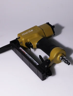 Սկոբի դակիչ 8016BL